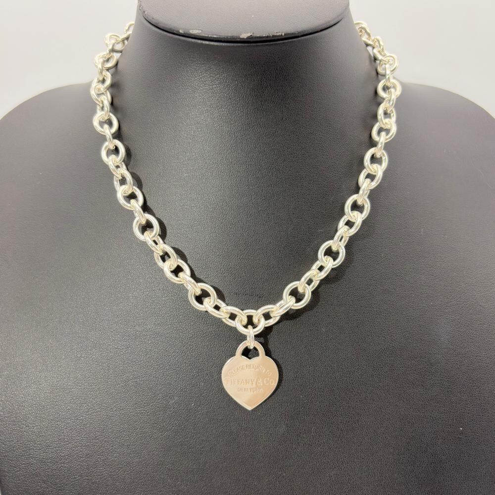 TIFFANY Silver Heart Necklace - Picture 2 of 7